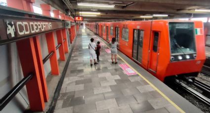 Joven rusa se vuelve viral por ser fan del Metro de CDMX en TikTok