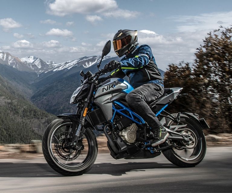 Cuál fue la primera motocicleta de CFMoto