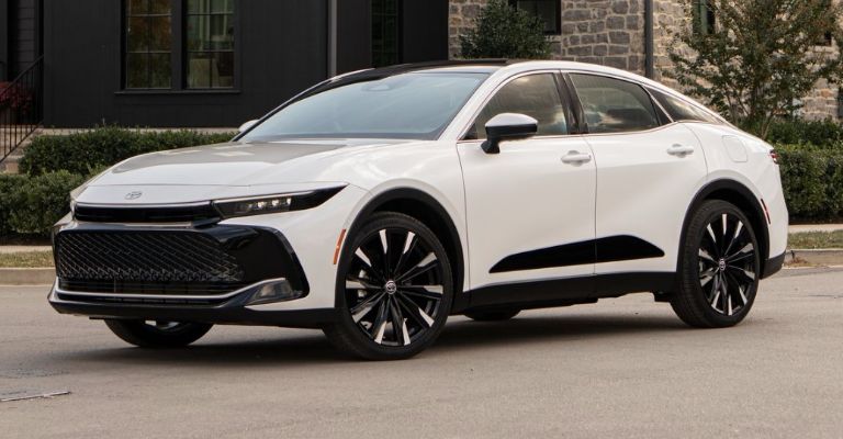 Diseño del Toyota Crown 2024