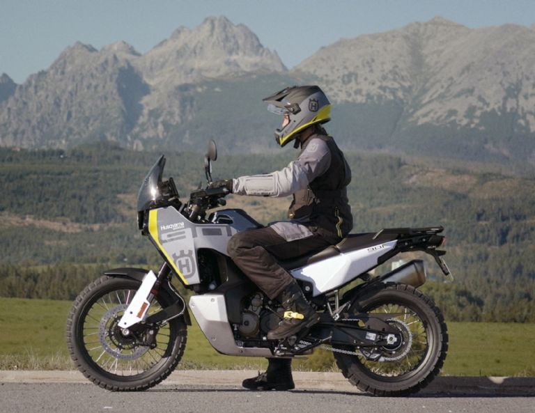 Así es la Husqvarna Norden 901 modelo 2024