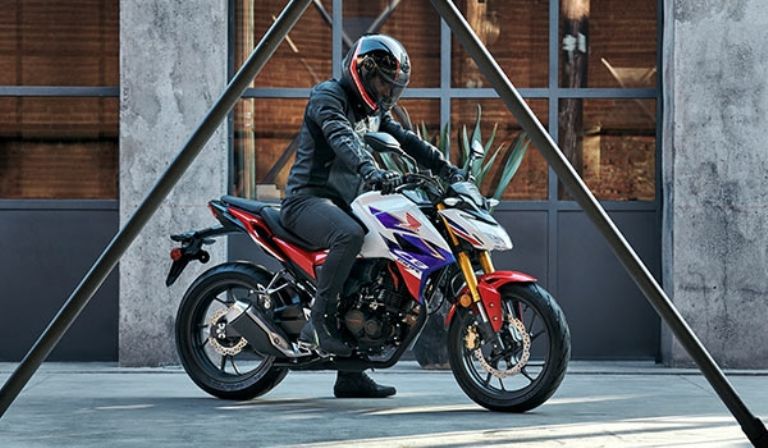 Honda CB190 Tricolor Buena, bonita y barata