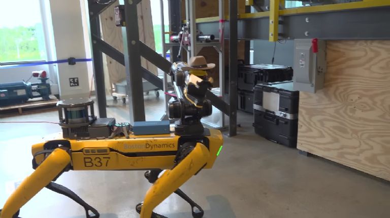 Así es Spot, el perro robot con IA de Boston Dynamics