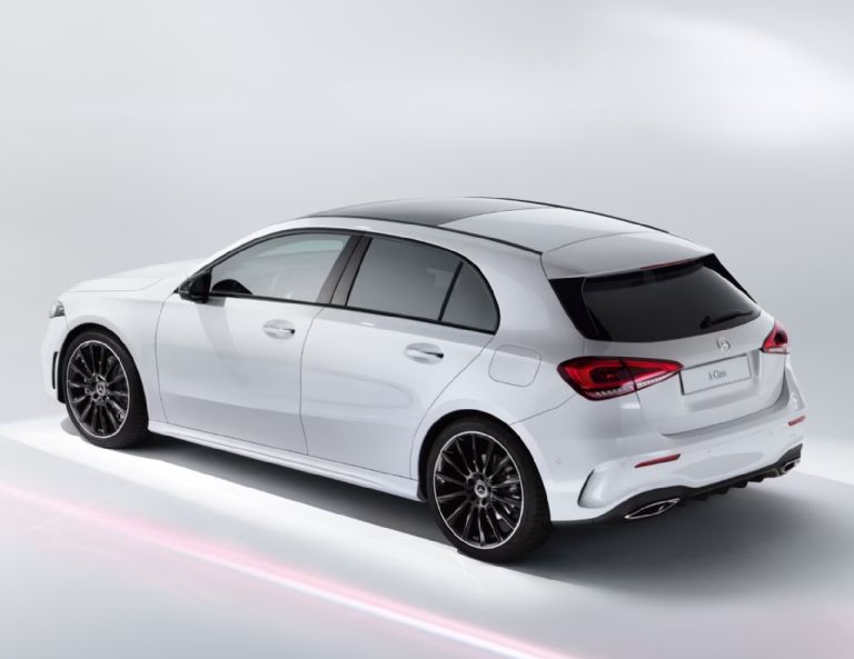 Cuánto cuesta el Mercedes-Benz Clase A Hatchback modelo 2023