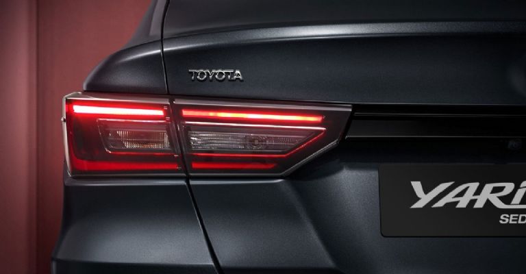 Toyota Yaris Sedan 2023