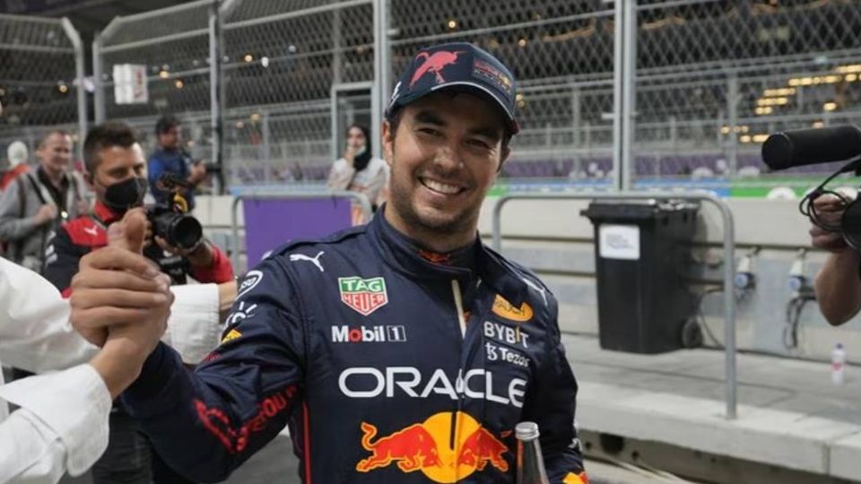 Checo tomó con humor la burla de su hija