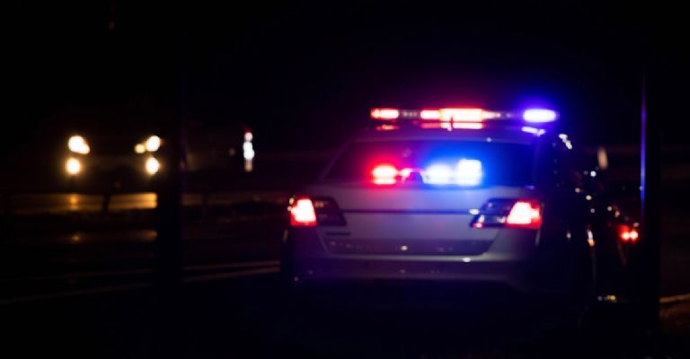 ¿Qué dice la ley sobre las luces bajas?