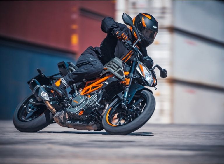 Cosas que no se deben hacer al conducir una motocicleta