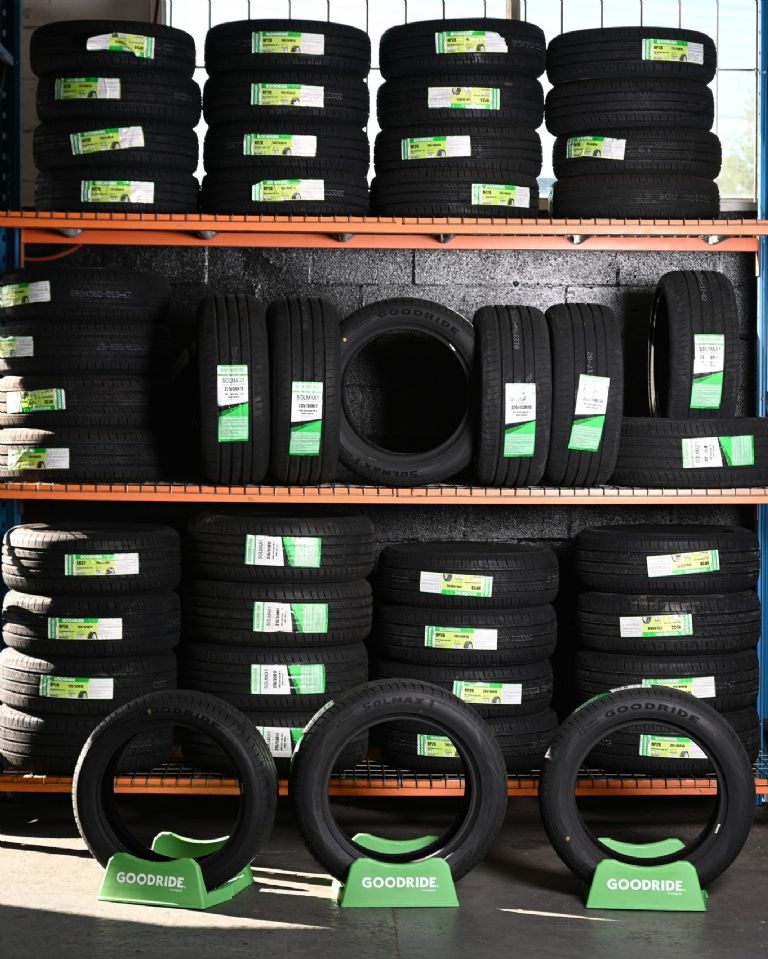 Así se clasifican las llantas de los autos