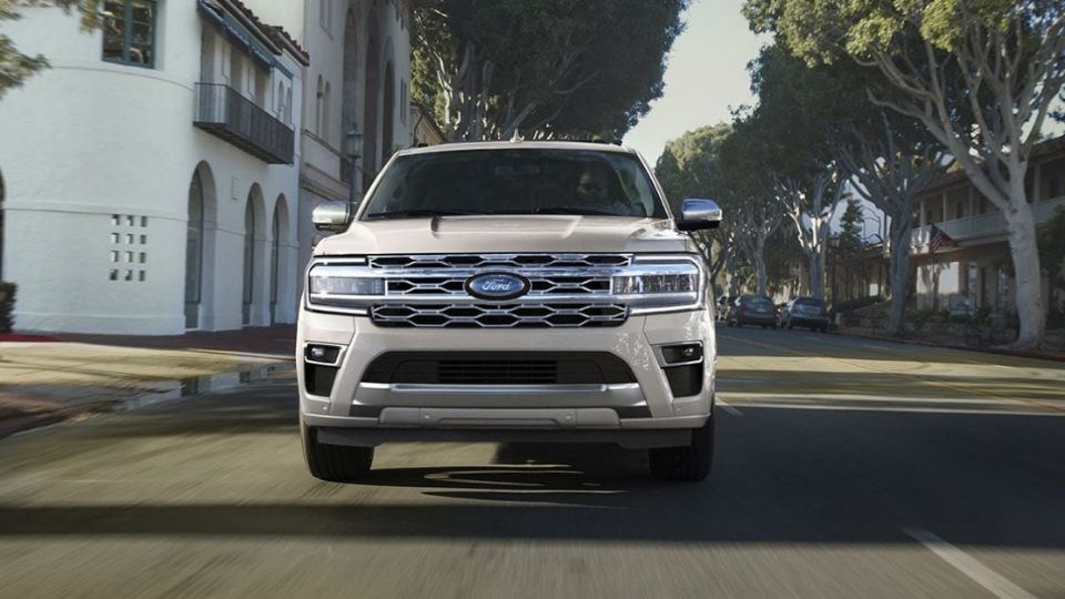 La Ford Expedition 2024 se presenta como una de las camionetas más lujosas de la marca.