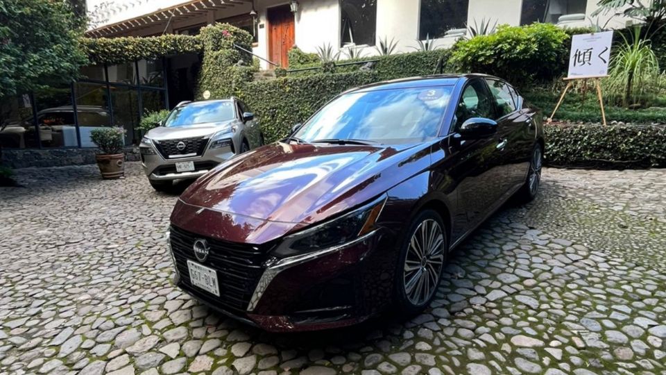 Ve todo lo que pasa detrás del diseño de estos modelos de Nissan