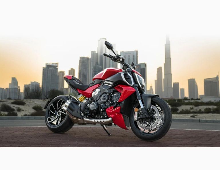 Especificaciones técnicas de la Ducati Diavel V4
