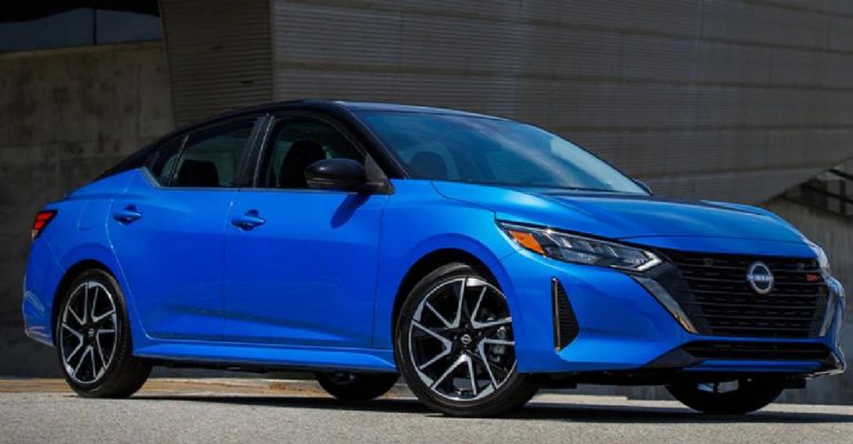  Nissan Sentra 2024