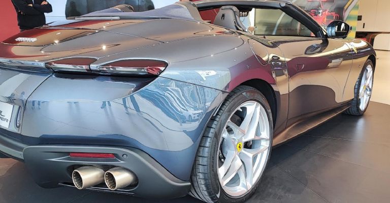 Diseño del Ferrari Roma Spider 2024