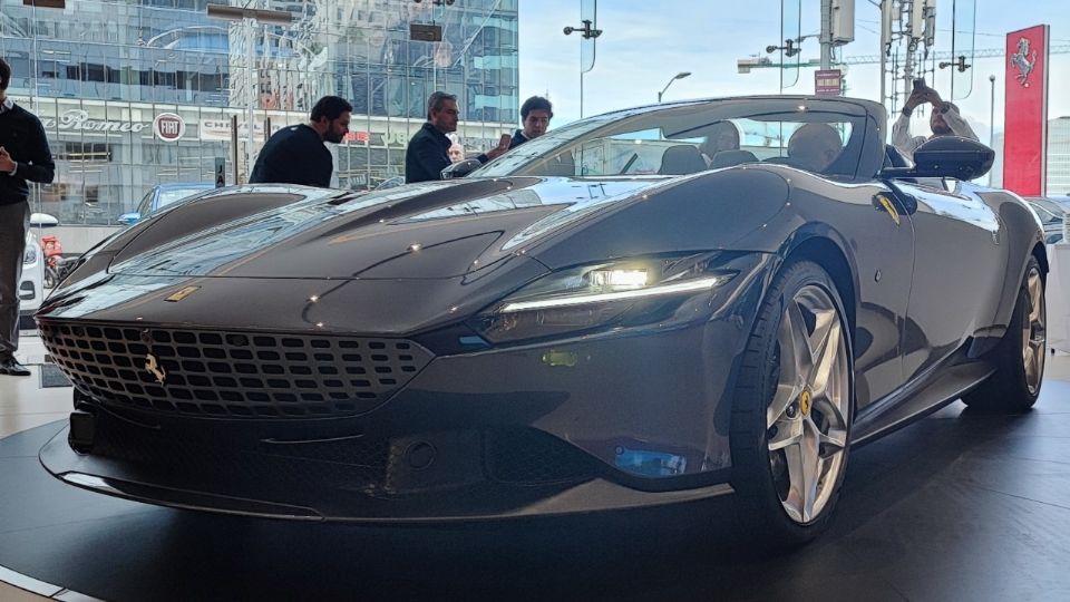 Conoce al nuevo Ferrari que llegó a México