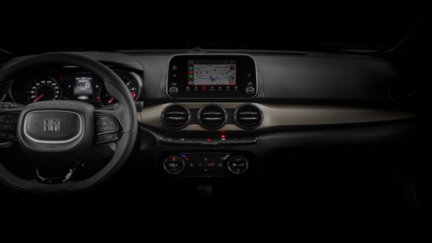 Contén la respiración antes de ver el auto de Fiat con las 3b's: Bueno, bonito y barato