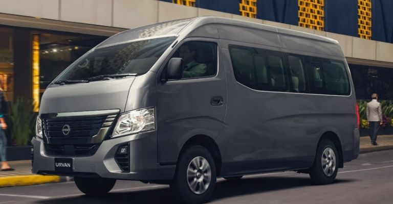 Diseño de la Nissan Urvan 2024