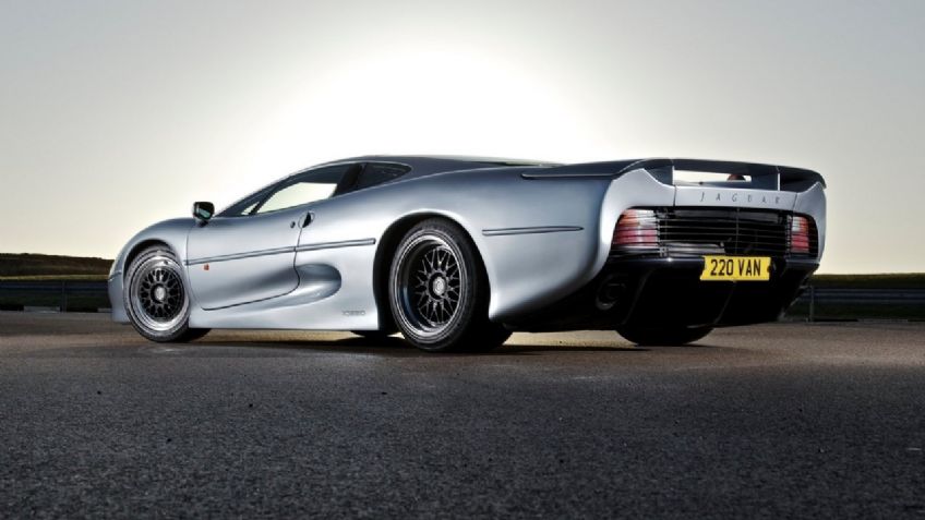 ¿Lo clásico nunca pasada de moda? 10 autos de hace años que siguen siendo bonitos aún en 2023