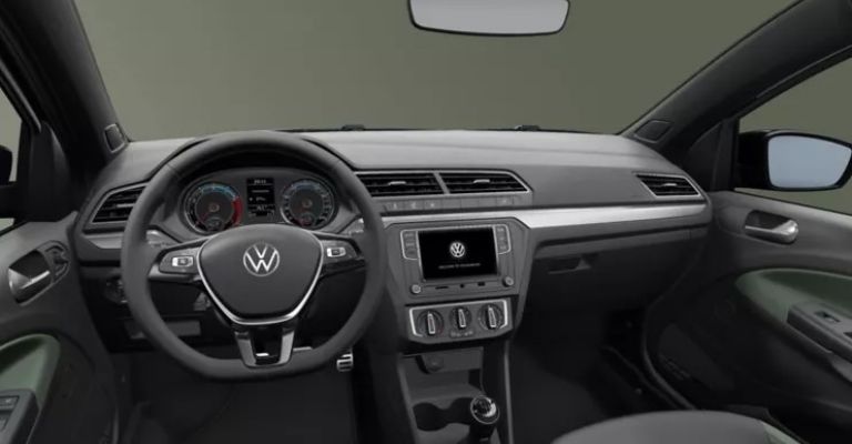 Motor e interior de la VW Saveiro 2024