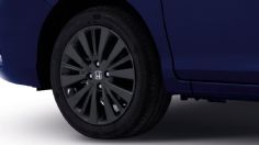 Sedán equipado y atractivo que por poquito más de 400,000 pesos puede ser tuyo, ¡y no es chino!