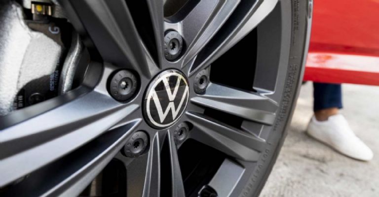 Volkswagen Jetta 2024 