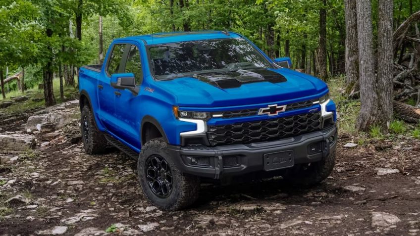 Chevrolet Cheyenne ZR2 Bison 2024, la pick-up grande estrena versión radical y este es su precio
