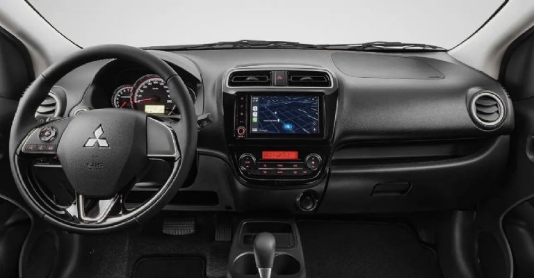 Mitsubishi Mirage G4 2024