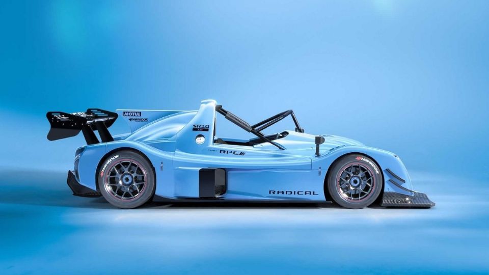 Este es el Radical SR10 XXR, un nuevo auto de carreras