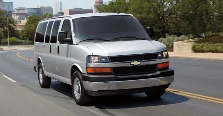 Versiones de la Chevrolet Express 2023 