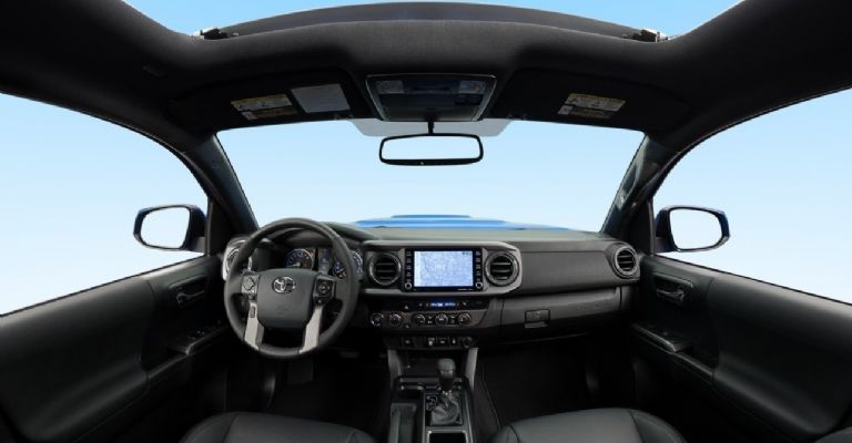 Equipamiento interior de la Toyota Tacoma 2023