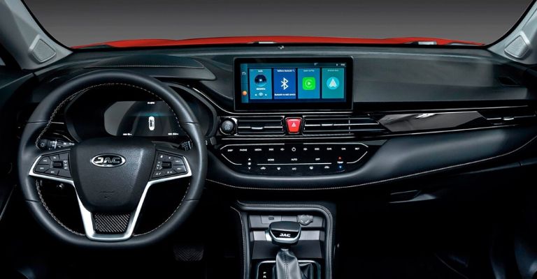 Equipamiento interior de la JAC Sei4 Pro 2023