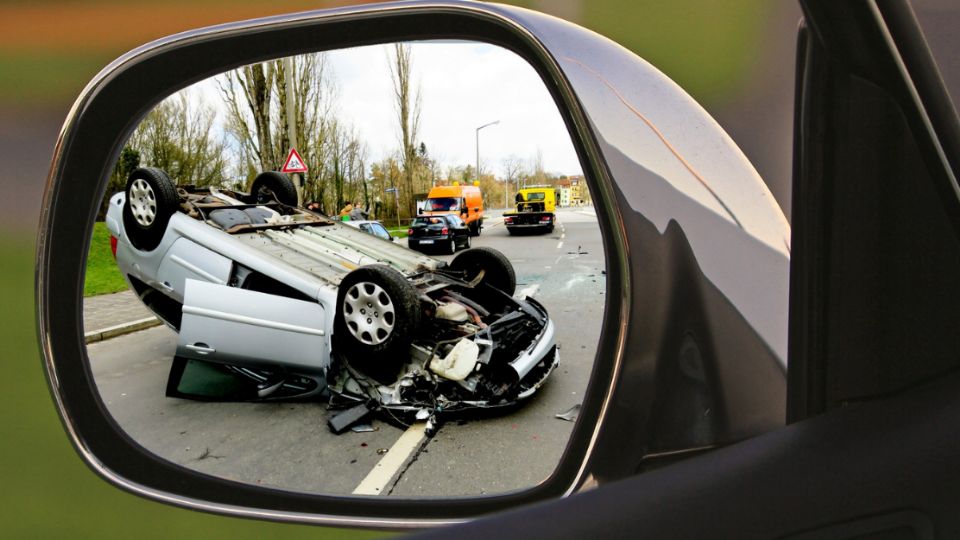 Qué hacer después de un accidente de carro.