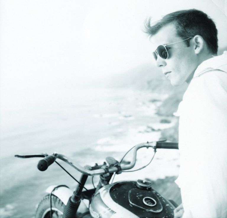 Hunter S. Thompson, Hell’s Angels, Los Ángeles del Infierno, Escritor, Periodista, Periodismo Gonzo, Cultura pop, Rolling Stone, Miedo y Asco en Las Vegas, Periodismo, Motocicletas, Competencia de motocicletas, Sport Illustrated, Motos, Bultaco Matador, Motocicletas de trail, Juan Thompson, Penton, Enduro, BSA Lightning Rocket, Ducati 900 SS