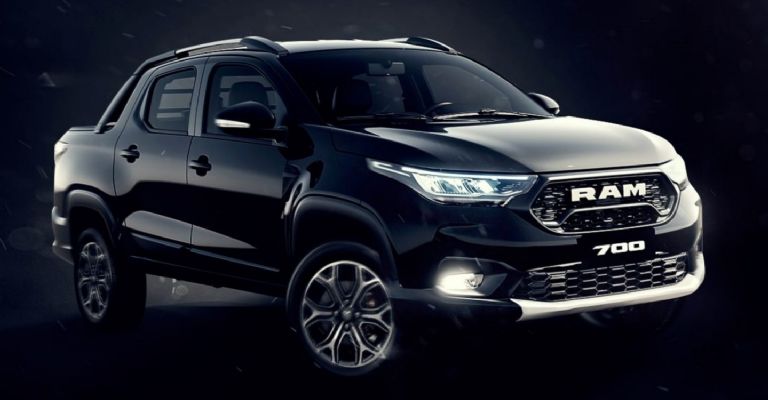 Motor de la RAM 700 2023