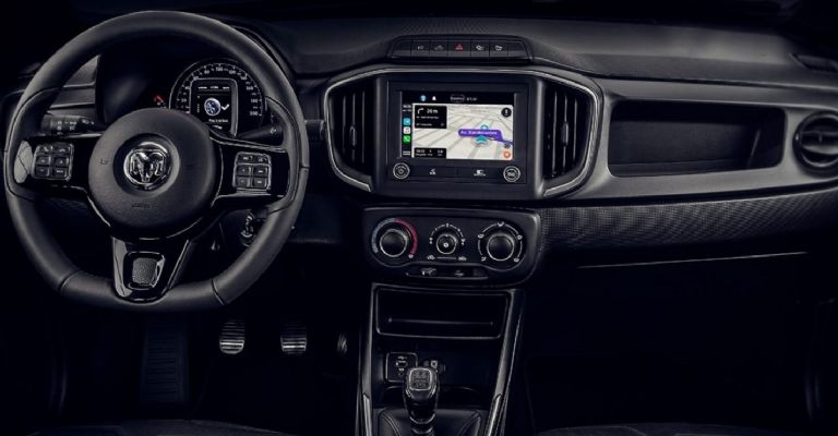 Interior de la RAM 700 2023