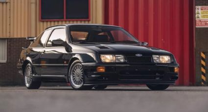 Un Ford Sierra Cosworth RS500 fue vendido por más de 700 mil dólares