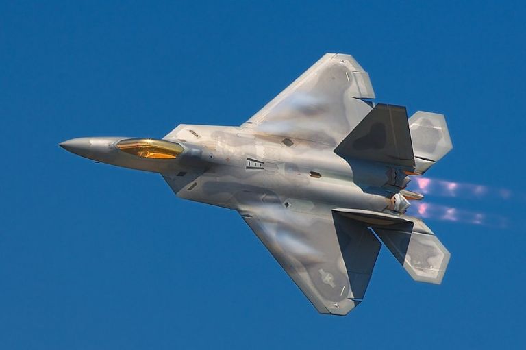 Objetos voladores no identificados, Estados Unidos, Fuerza Aérea, Extraterrestres, UAP, Avión de caza F-22, Aviónes de caza, F-22, Espionaje