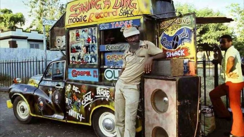 Las furgonetas del movimiento jamaicano Sound System