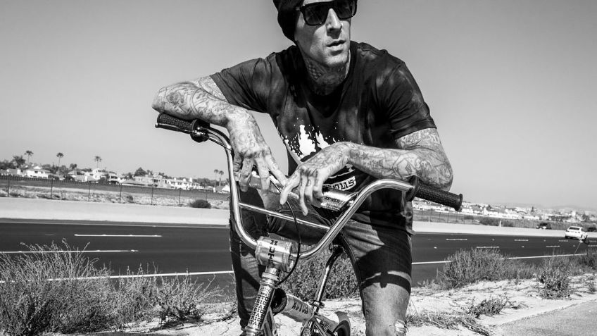 Travis Barker de Blink 182 y su gran gusto por las bicicletas BMX