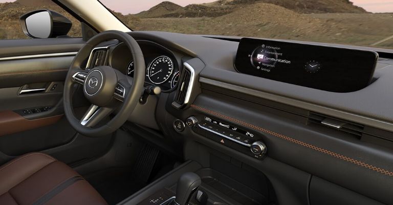 Interior de la Mazda CX-50 2023