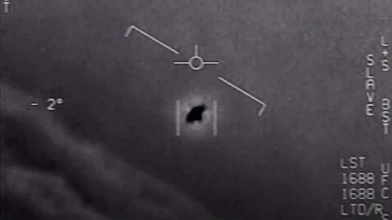 NASA, Extraterrestres, UFO, Naves Espaciales, Nave Nodriza Extraterrestre, Ciencia Ficción, Tierra, Objetos Voladores No Identificados, Vehículos Tripulados, Vehículos No Tripulados, Sondas para explorar planetas, Fenómenos Aéreos no Identificados, Sistema Solar, Minisondas