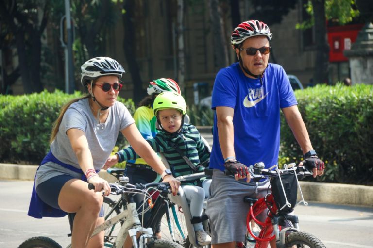 Ciclovía, CDMX, Ciudadanía, Bicicleta, Movilidad sostenible, Metrópoli, Lugares transitados, Vehículos cero emisiones, Ecología, Diversión, Colonia Escandón, Alcaldía Miguel Hidalgo, Nueva ciclovía de la Escandón, Transporte que no contamina, Seguridad, Orden vial, Avenida José Martí