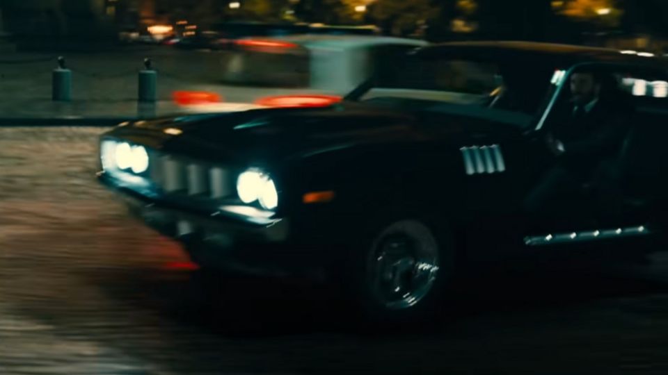 Estos son los autos que aparecen en John Wick 4