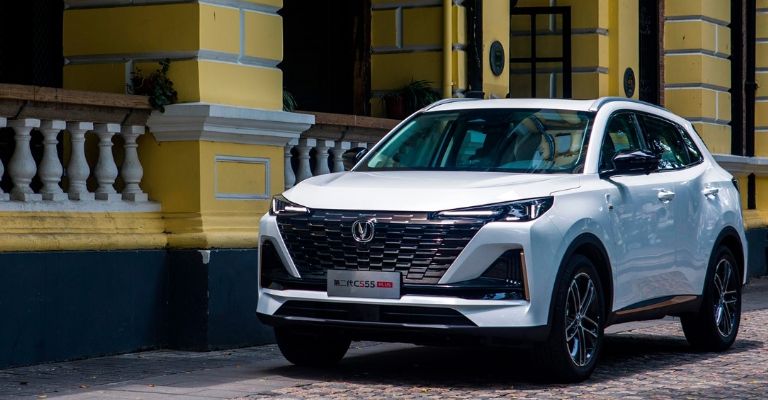 Interior de la Changan CS55 Plus Turbo 2024