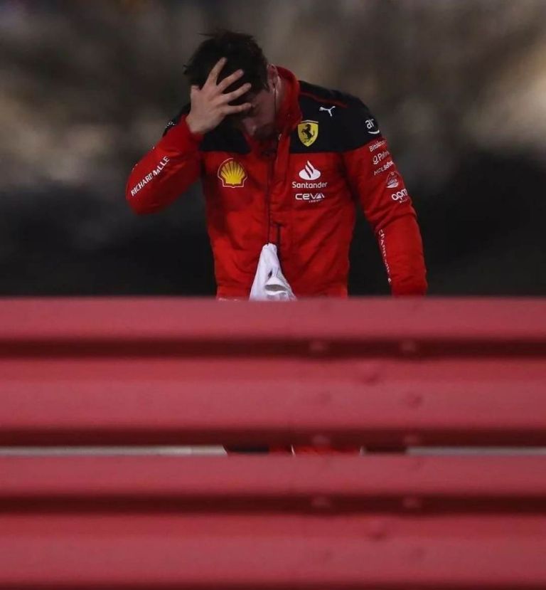 Fórmula 1, F1, Temporada 2023 de Fórmula 1, Ferrari, SF-23, Monoplaza de Ferrari, Charles Leclerc, GP de Bahréin, Circuito de Sakhir, Monoplaza SF-23, Charles Leclerc abandona el GP de Bahréin