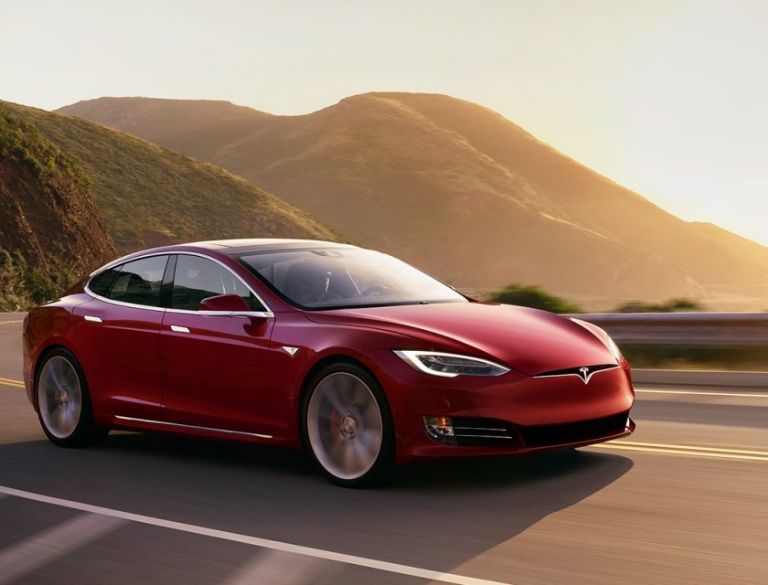 Tesla, Elon Musk, Zooey Deschanel, Tony Hawk, Cameron Diaz, Leonardo DiCapior, Tesla Model S, Tesla Plaid, Tesla Roadster, Medio Ambiente, Cero Emisiones, Planta de Tesla en Monterrey, Samuel García