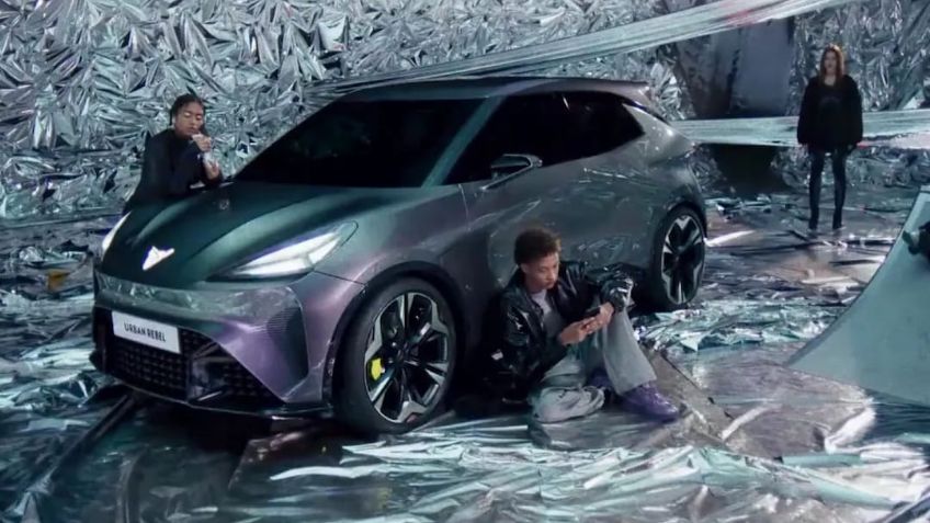 VIDEO: Rosalía hace una colaboración muy Motomami con CUPRA