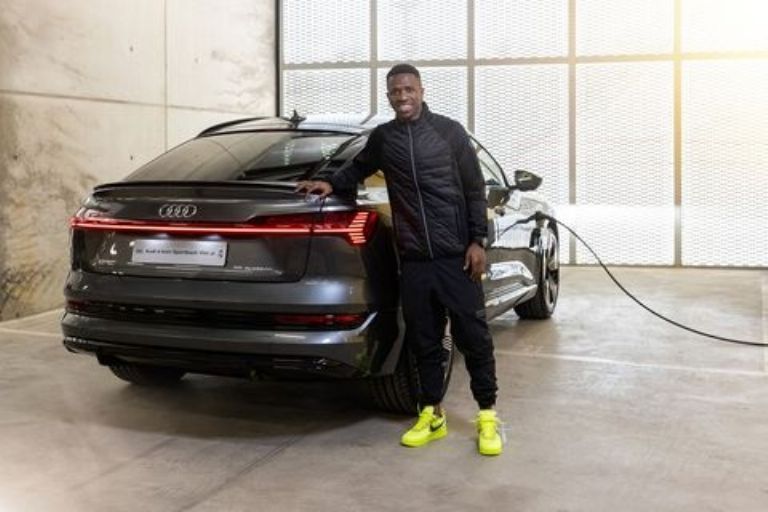 Vinícius Júnior y sus autos de lujo marca Audi