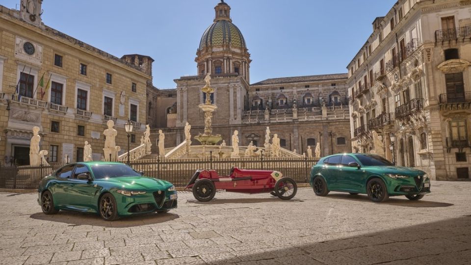 Alfa Romeo Giulia y Stelvio de 100 aniversario.