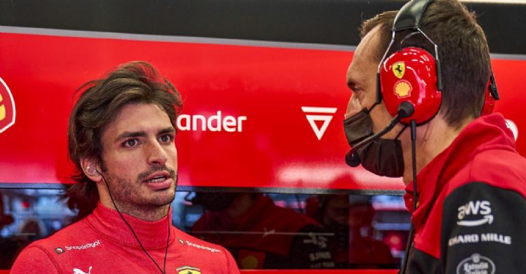 Mercedes descarta a Carlos Sainz Jr  y Christian Horner explica porqué no lo quisieron en Red Bull