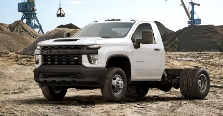 Exterior de la Chevrolet SIlverado 3500 2023